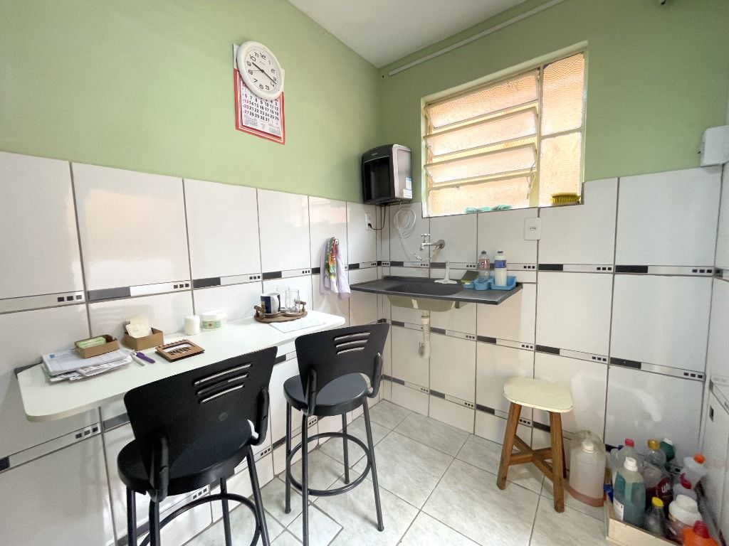  - Kitnet com 1 dormitório para alugar, 25 m² por R$ 1.720,00/mês - Salgado Filho - Belo Horizonte/MG